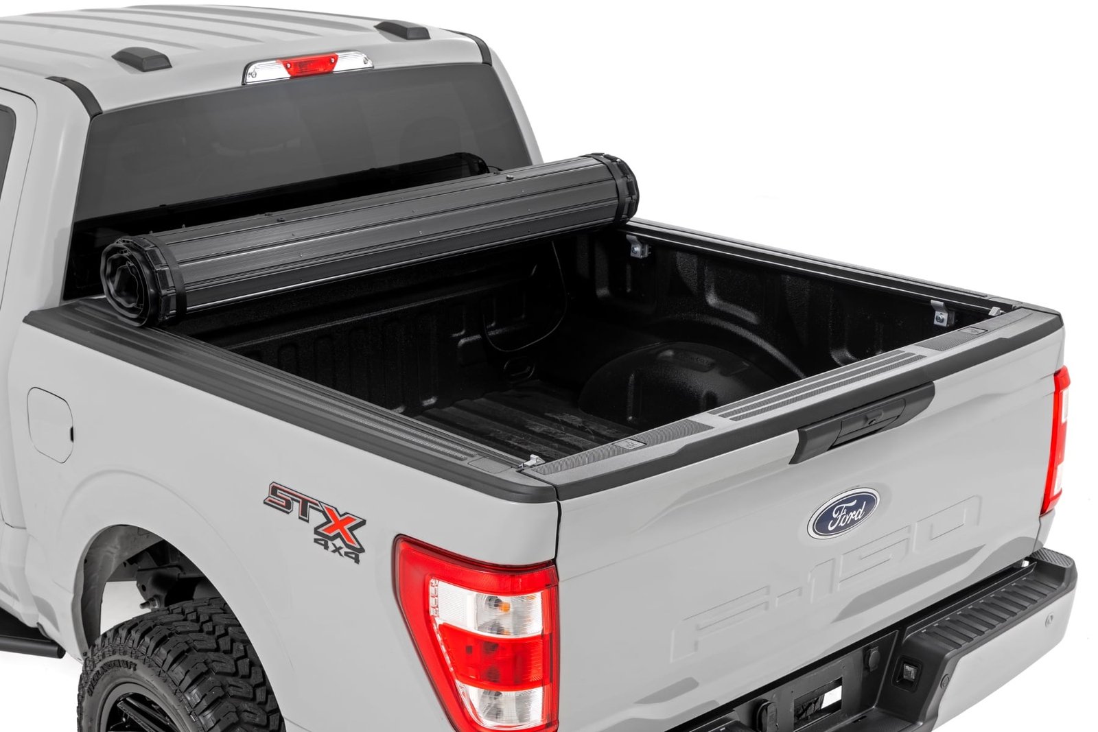 Hard Roll Up Bed Cover | 5'7" Bed | Ford F-150 (15-26)/F-150 Lightning (22-26) - Image 2