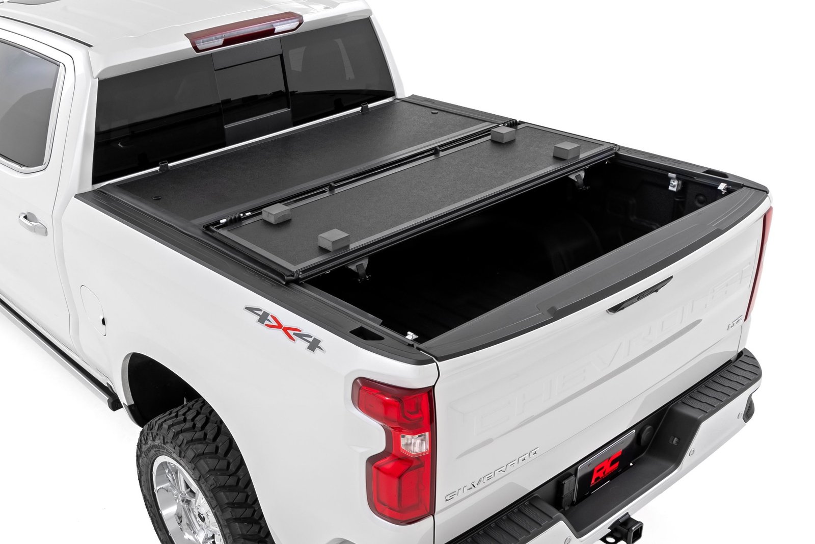 Hard Low Profile Bed Cover Chevy/GMC Sierra 1500 (19-26)/Silverado 1500 (19-26) 5'10" BED ONLY - Image 2