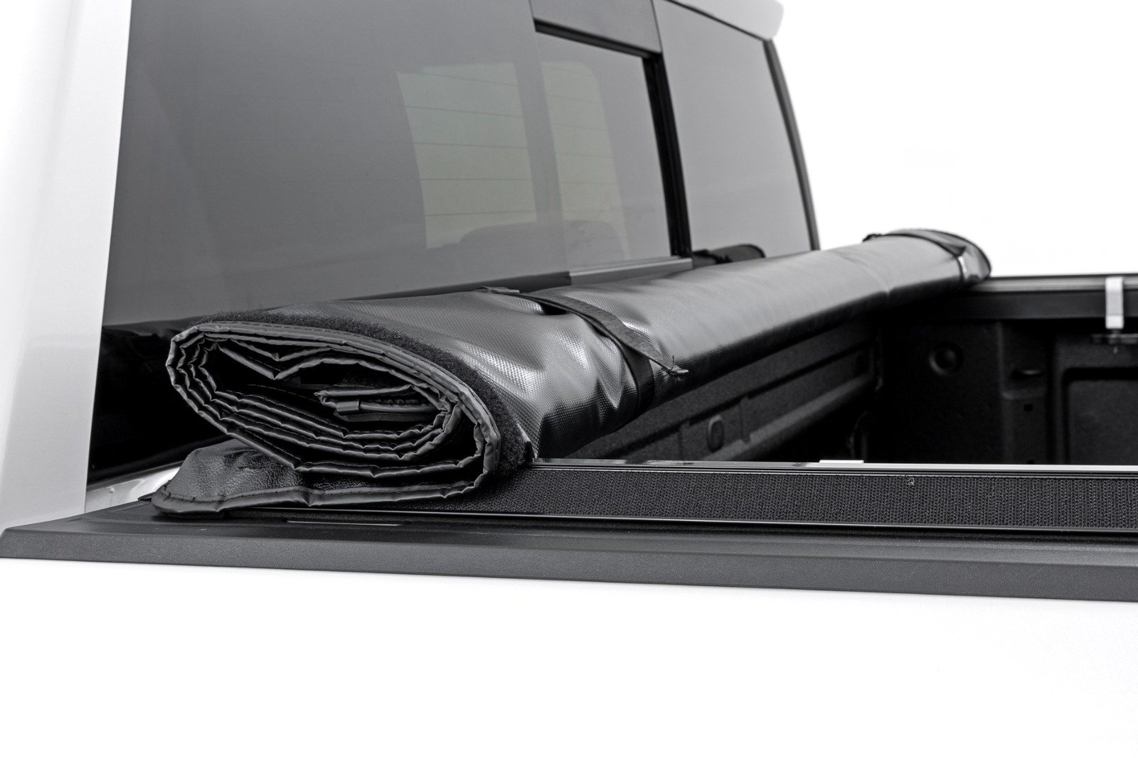Soft Roll Up Bed Cover Chevy/GMC Sierra 1500 (19-26)/Silverado 1500 (19-26) 5'10" bed only - Image 2