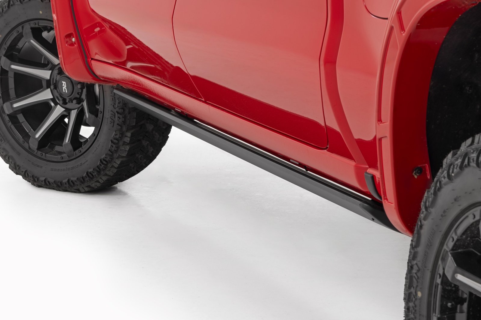 Power Running Boards HT-Series | Chevy/GMC 1500/2500HD/3500HD (19-26) Crew Cab only - Image 5