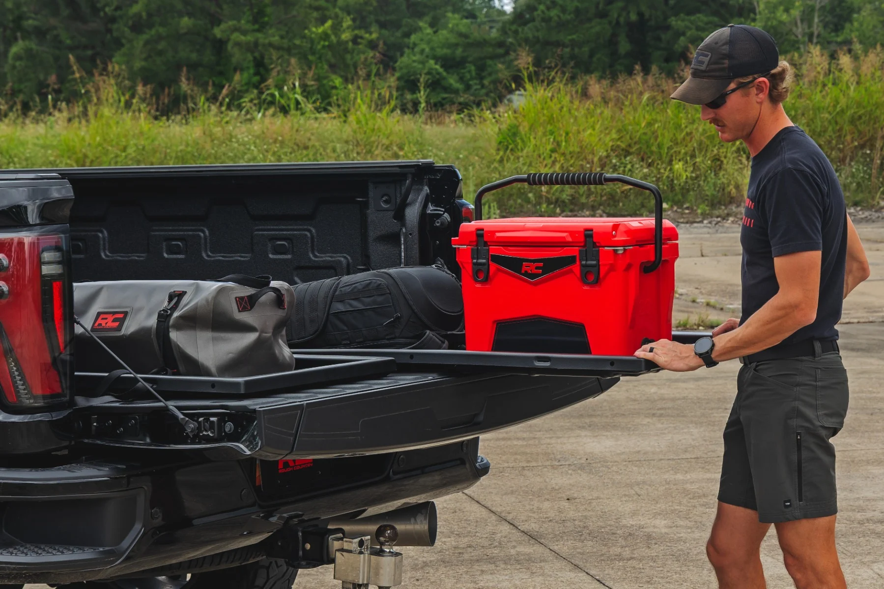 Slide-Out Truck Bed Cargo Trays Fits 6'7"–6'10" Beds | Easy Tailgate Access